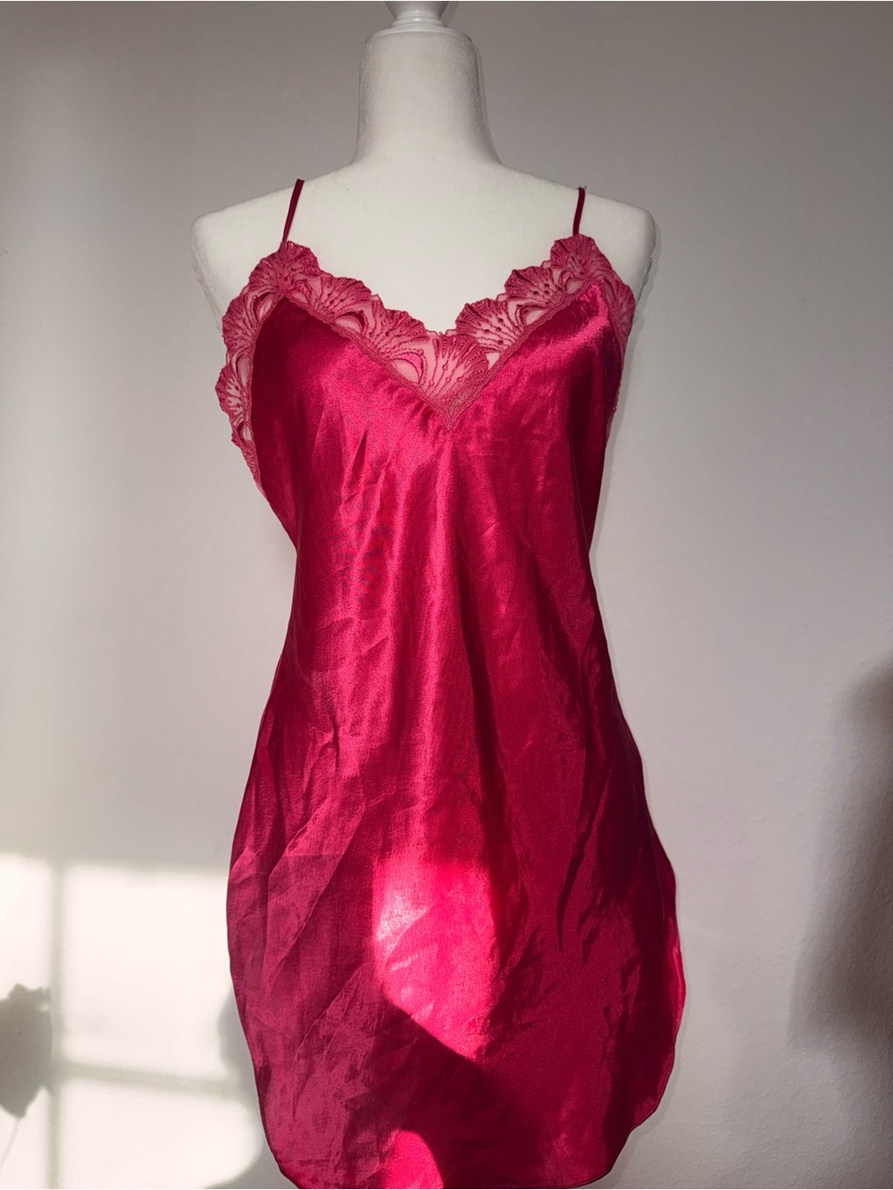 136. Victoria's Secret GOLD LABEL Pink Satin Slip Dress size Medium